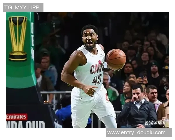 豪泽坚定支持普理查德期待他重拾状态并提升投篮表现